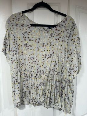 Buckle, Daytrip brand Floral Peplum Top XL